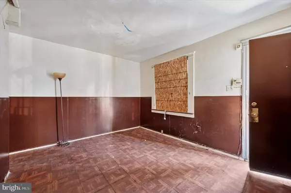 Philadelphia, PA 19140,4229 N DARIEN ST