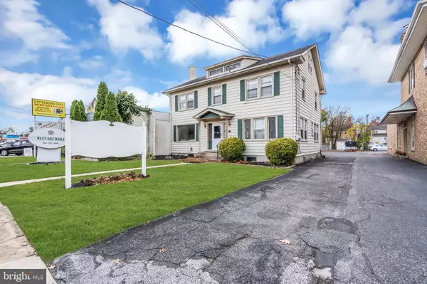 Audubon, NJ 08106,256 S WHITE HORSE PIKE