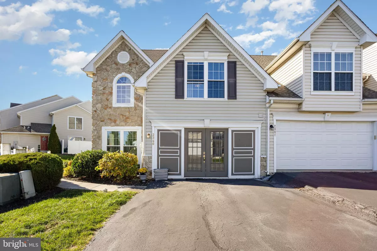 York, PA 17406,2340 SLATER HILL LN E #67