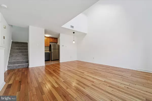 Philadelphia, PA 19130,855 N 28TH ST #B