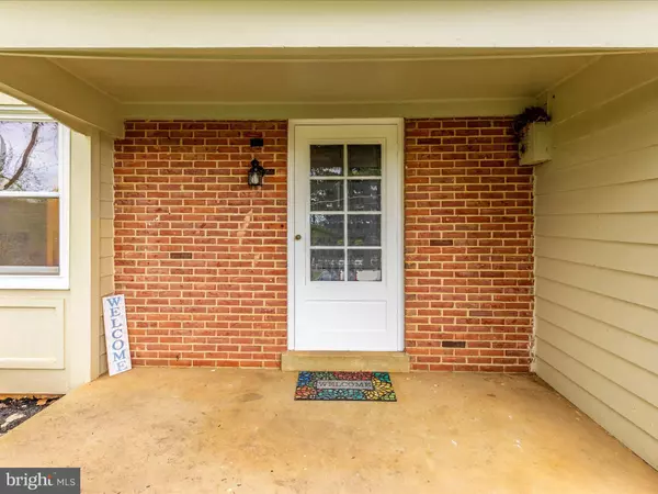 Frederick, MD 21702,7518 OAKMONT DR