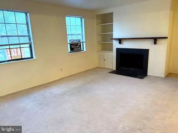 Turnersville, NJ 08012,8 CHARLES CARROLL BLDG