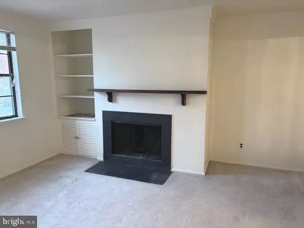 Turnersville, NJ 08012,8 CHARLES CARROLL BLDG