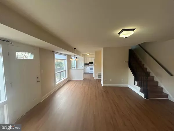 Fairfax, VA 22030,10142 FAIR WOODS DR