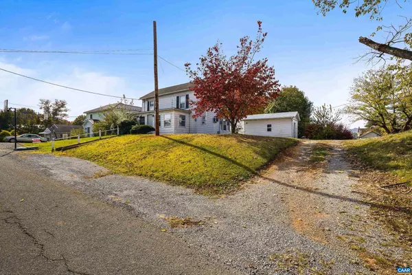 Shenandoah, VA 22849,613 6TH ST