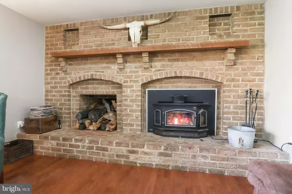 Dillsburg, PA 17019,165 CHAIN SAW RD