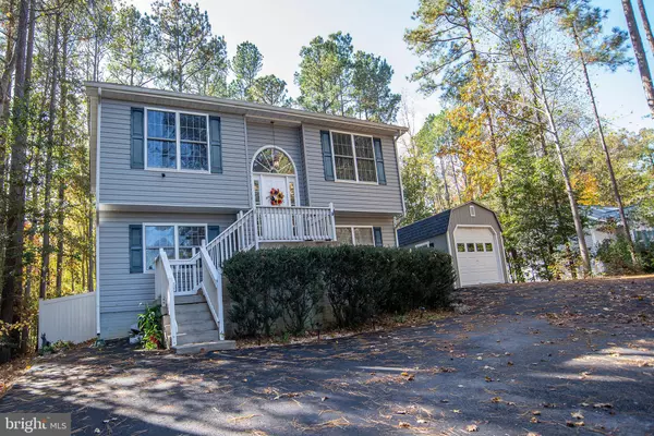 Ruther Glen, VA 22546,129 LAKE CAROLINE DR