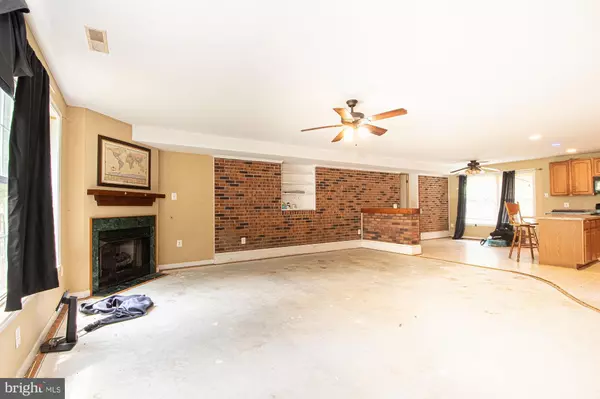 Marshall, VA 20115,9478 MERRIMAC LN