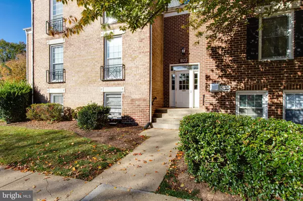 Gaithersburg, MD 20878,822 QUINCE ORCHARD BLVD #822-P2