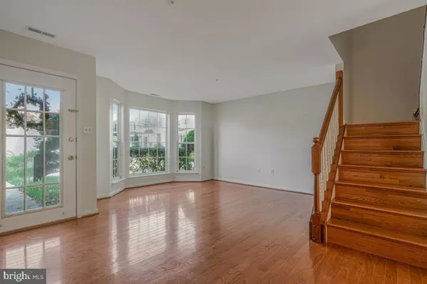 Waldorf, MD 20601,2552 FERNWOOD CT