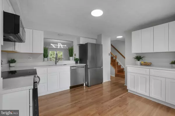 Columbia, MD 21045,6417 POUND APPLE CT