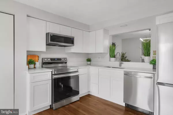 Columbia, MD 21045,6417 POUND APPLE CT