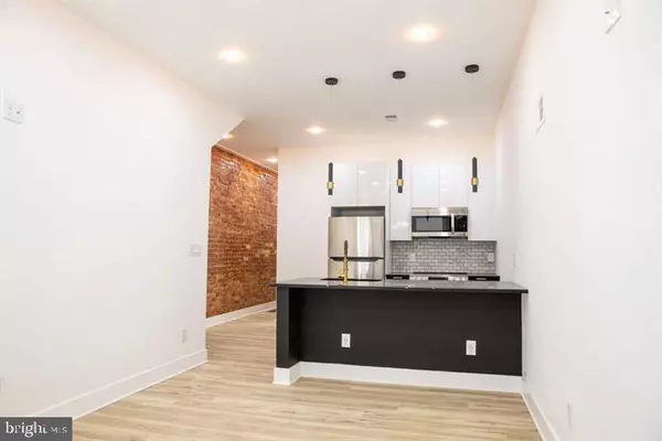 3425 OLD YORK RD, Philadelphia, PA 19140