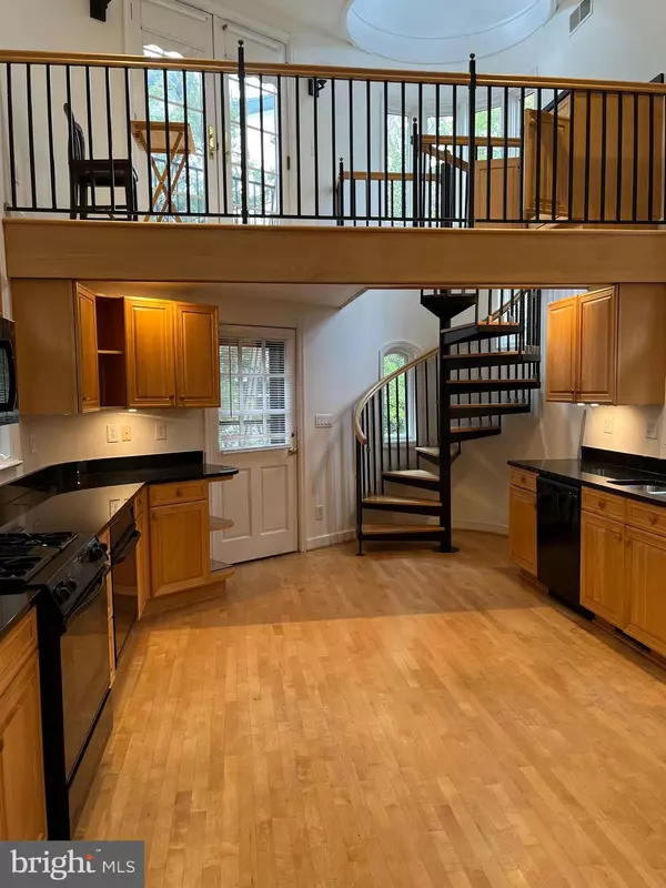 Bethesda, MD 20817,8904 GRANT ST