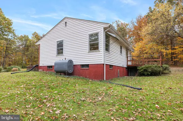 Front Royal, VA 22630,203 JENNY WREN DR