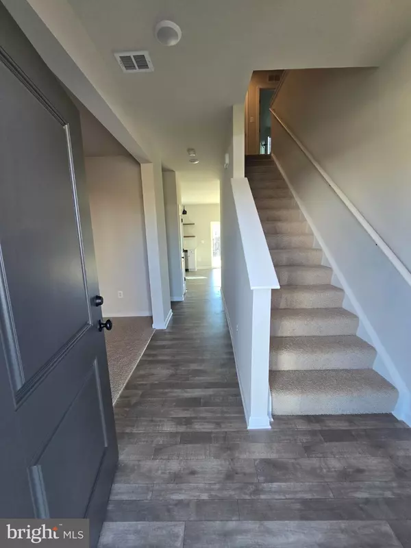 Hedgesville, WV 25427,197 WHIMBREL RD