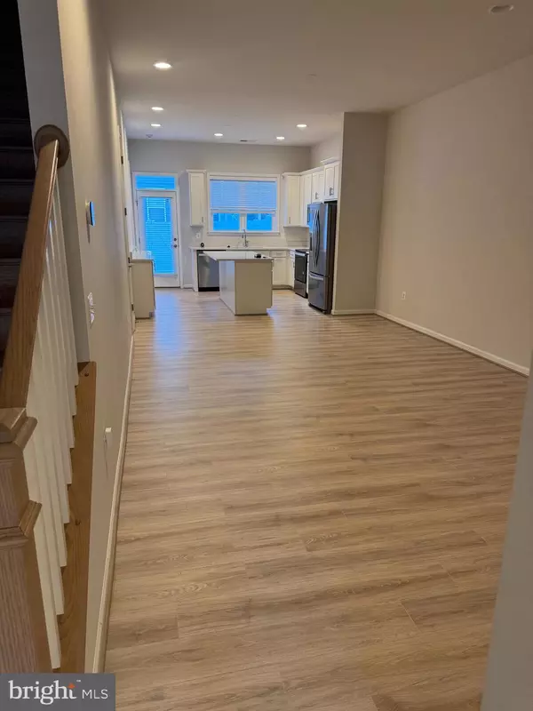 Bristow, VA 20136,9475 SARAH MILL TER