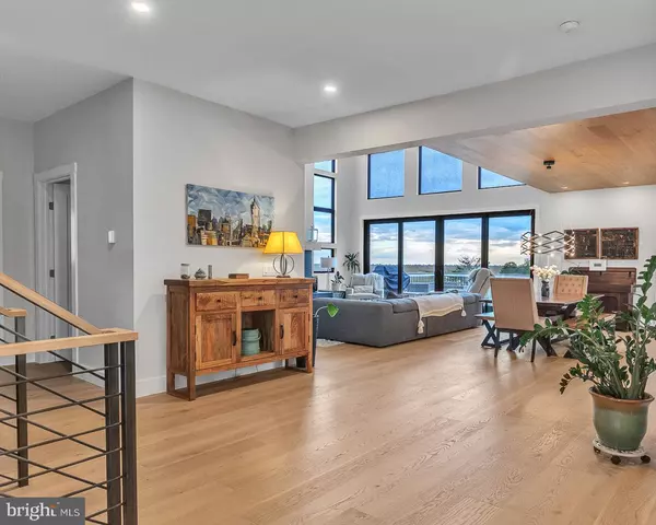 West Creek, NJ 08092,637 CEDAR RUN DOCK RD