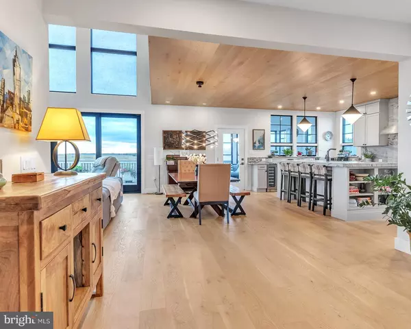 West Creek, NJ 08092,637 CEDAR RUN DOCK RD