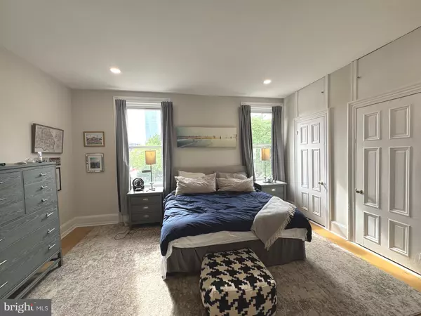 Philadelphia, PA 19103,119 S 22ND ST #2FL