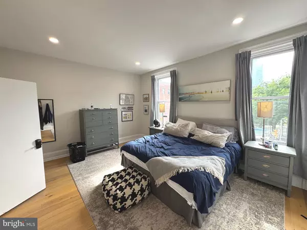 Philadelphia, PA 19103,119 S 22ND ST #2FL