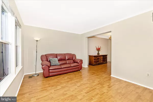 Reisterstown, MD 21136,118 MARDAN DR