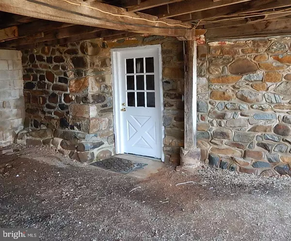 Lovettsville, VA 20180,39038 RICKARD RD