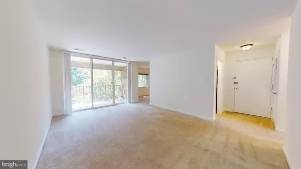 Reston, VA 20190,1425 NORTHGATE SQ #1425-31A