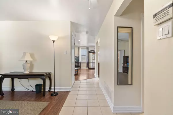 Williamstown, NJ 08094,1029 BAYWOOD DR