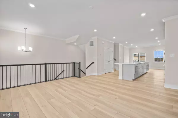 Pikesville, MD 21208,502 DOWNSWING RD