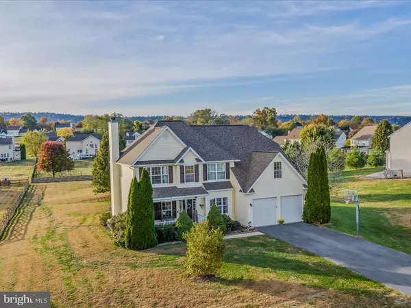 970 CRUSHED APPLE DR, Martinsburg, WV 25403