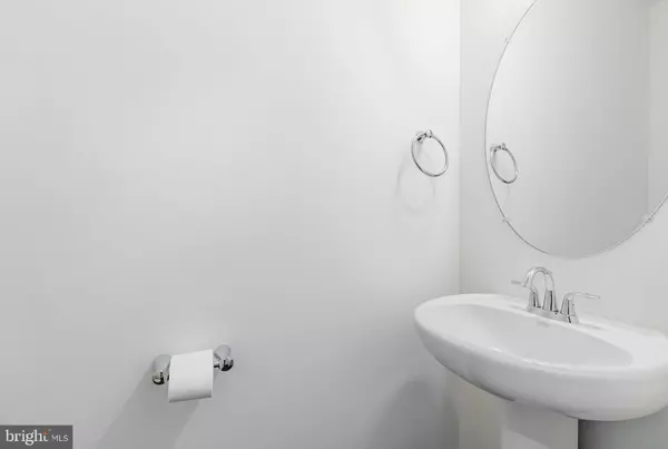 Harrisburg, PA 17112,7843 BRIARWOOD DR