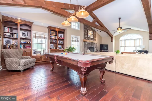 Warrington, PA 18976,1403 E FERNBROOK DR