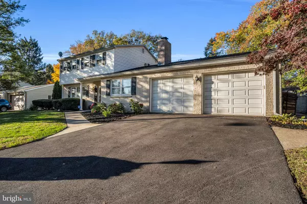 Mechanicsburg, PA 17055,712 HAMILTON AVE