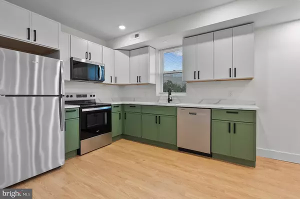 Baltimore, MD 21231,2200 E FAYETTE ST #3 3RD FLOOR