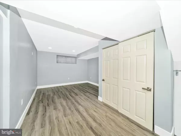 Montgomery Village, MD 20886,10513 CAMBRIDGE