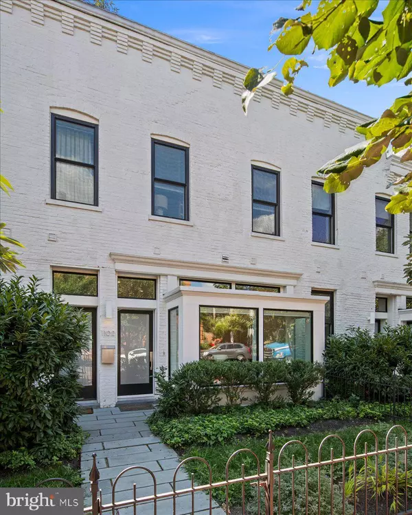 Washington, DC 20009,1102 T ST NW