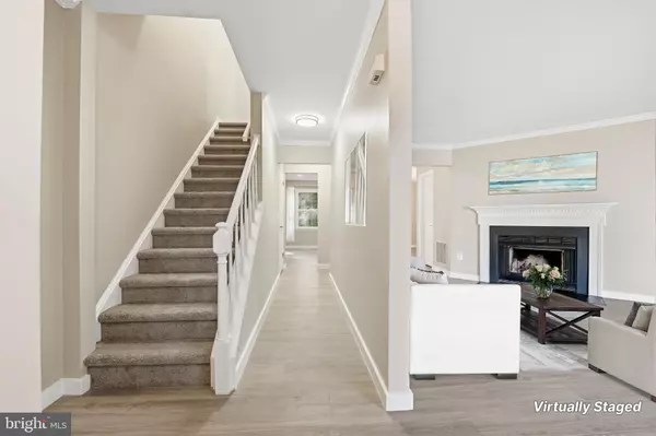 Alexandria, VA 22310,6053 CROWN ROYAL CIR