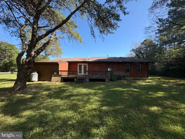 Heathsville, VA 22473,297 WHITE SAND DR