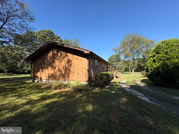 Heathsville, VA 22473,297 WHITE SAND DR