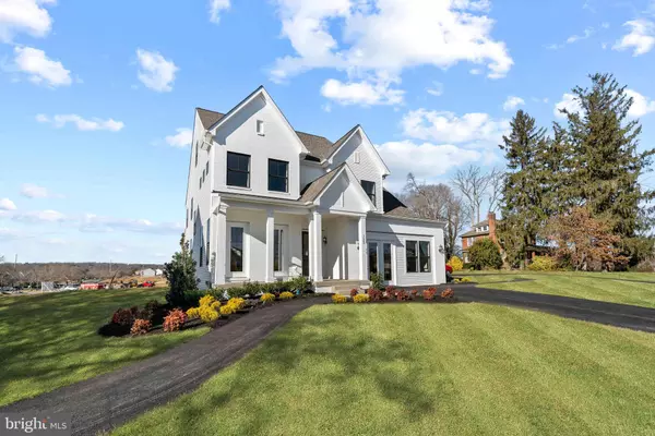 Waldorf, MD 20603,10411 HALMSTAD DR