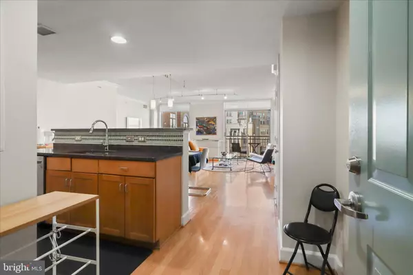 Arlington, VA 22201,1220 N FILLMORE ST #909