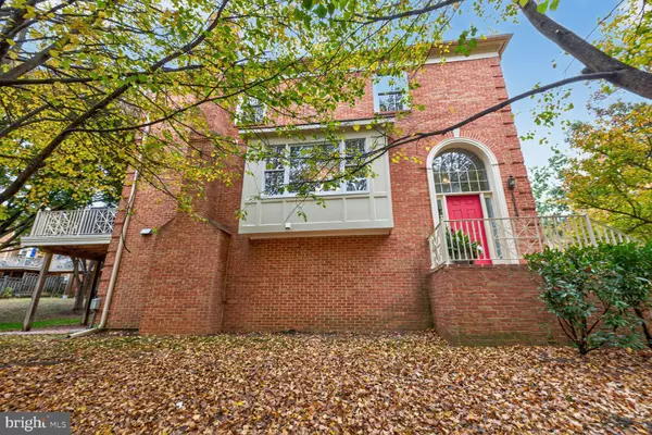 Rockville, MD 20850,10152 STERLING TER