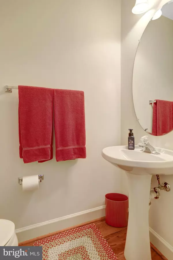 Lorton, VA 22079,9678 DUTCHMAN DR