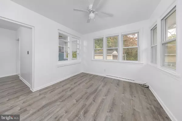 Alloway, NJ 08001,40-42 SPILLWAY DR