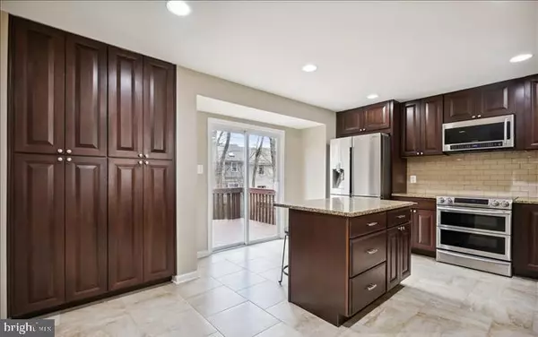 Fairfax, VA 22033,3970 BURNING BUSH CT