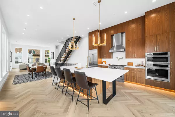 Philadelphia, PA 19125,1242 E OXFORD ST