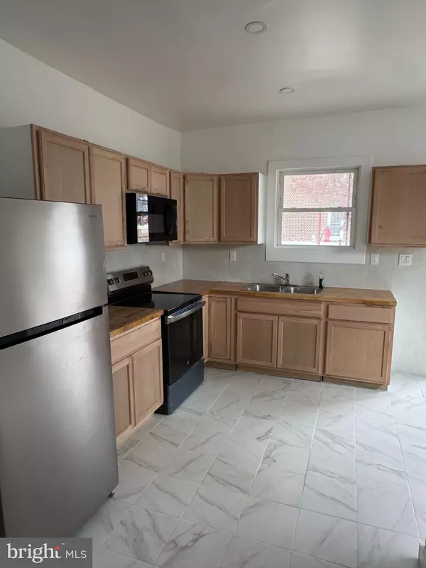 Mt Carmel, PA 17851,501 W 3RD ST