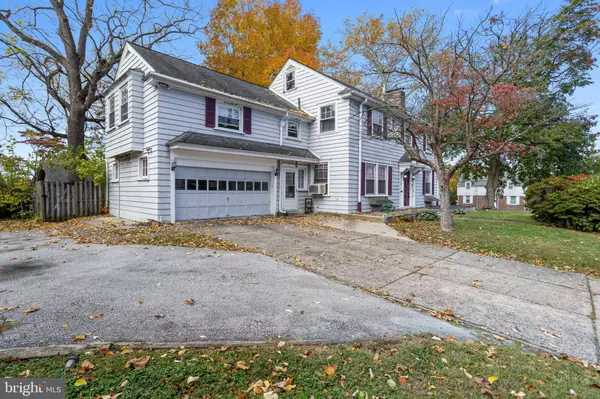 Glenolden, PA 19036,18 W GRAYS AVE