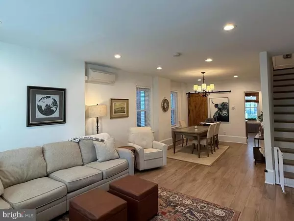 Conshohocken, PA 19428,810 E ELM ST